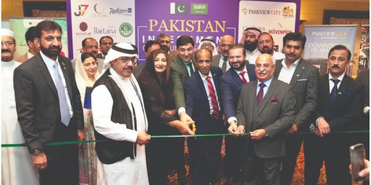Pakistan Investment Conference and Smart Expo was inaugurated by Khalid Majeed Consul General of Pakistan