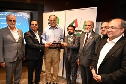 Federal Minister for Planning, Development and Special Initiatives Meets Pakistan Business Council Dubai