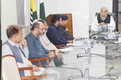 Commissioner Orders Overhaul of Public Transport Across Mirpur Division