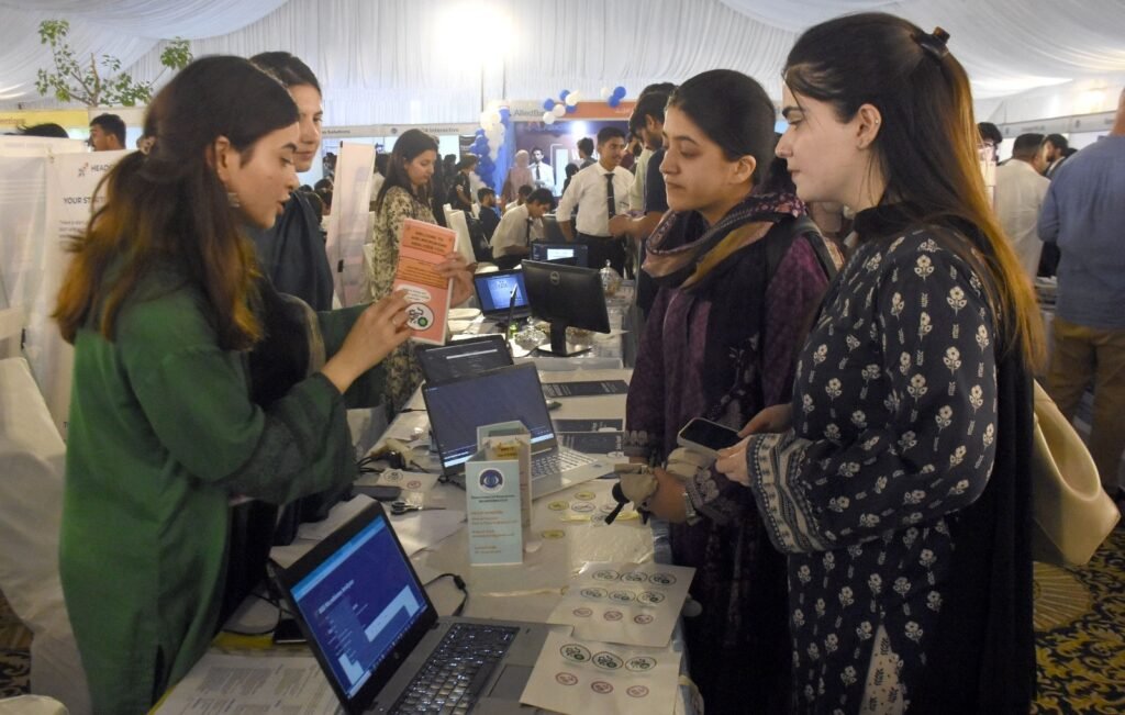 COMSATS University Hosts Successful Career Expo Spring 2025 with 60+ Leading Companies and Student Project Showcase COMSATS University Hosts Successful Career Expo Spring 2025 with 60+ Leading Companies and Student Project Showcase