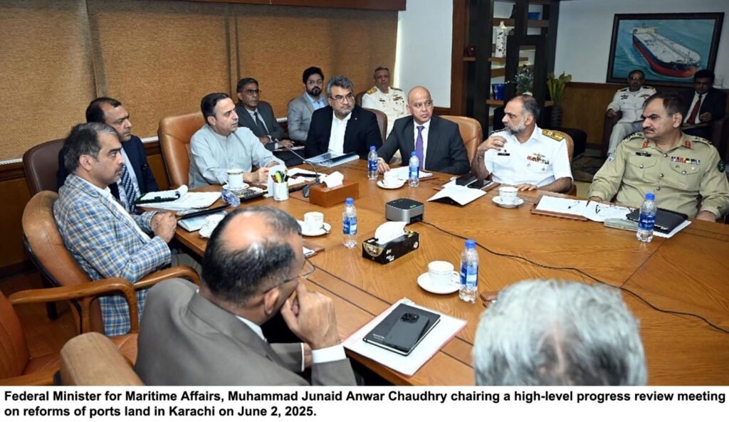 Maritime Minister chairs key progress review meeting on land reforms of ports