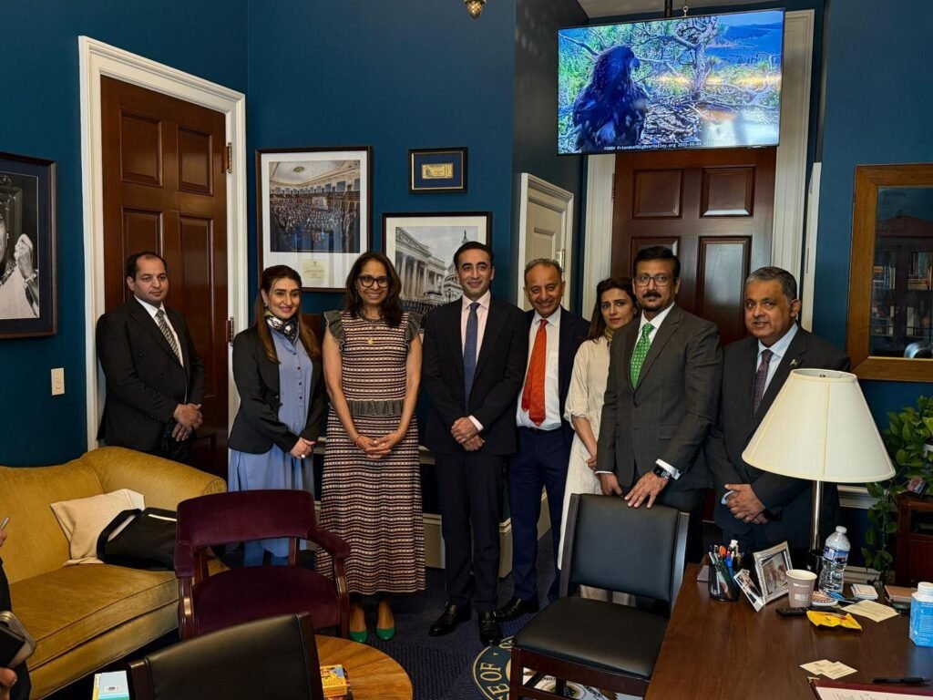 Pakistan's delegation to USA holds meetings with Congressmen