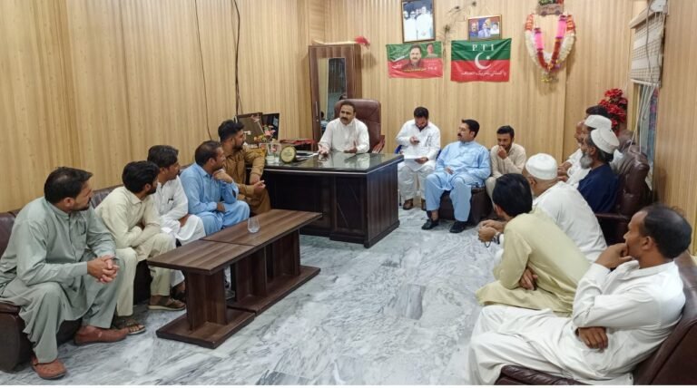 PTI Loyal Workers Are the Pride of the Nation, Says KP Minister Fazal Hakim