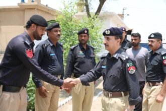 RPO DI Khan pays surprise visit to police training School