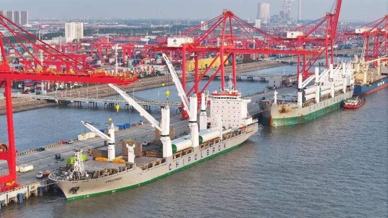 What China's wind, solar power surge means for world What China's wind, solar power surge means for world