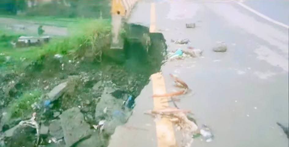 A part of the bridge on Havelian bypass has slid to a dangerous extent A part of the bridge on Havelian bypass has slid to a dangerous extent