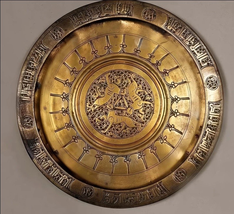 Cultural inspirations from three-hare symbol