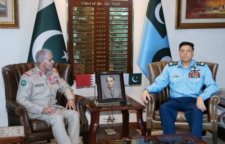 CHIEF OF STAFF OF BAHRAIN DEFENCE FORCE VISITS AIR HEADQUARTERS