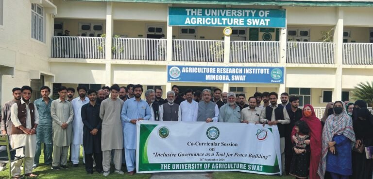 Students and faculty at UoAS attend a session on inclusive governance for peace building.