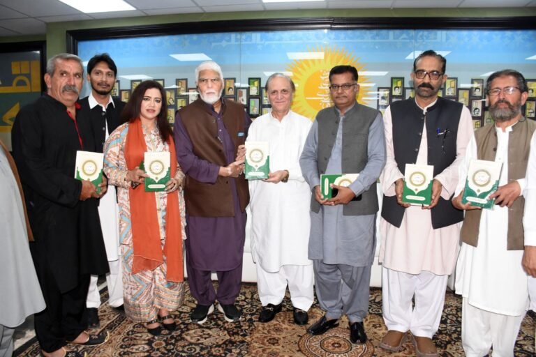 Guests and poets gather at the Kulliyat-e-Qadri launch ceremony in Islamabad to honor Allama Tanveer Qadri’s literary legacy.