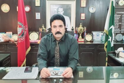 Mardan Board Chairman addressing press conference