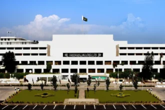 National Assembly Holds Prayers for Flood Victims, Martyrs, and Afghanistan Earthquake Casualties