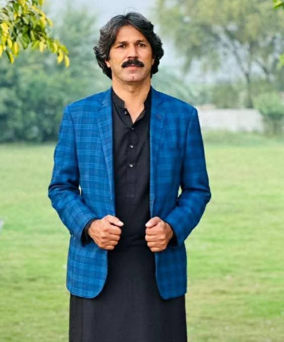 Pasban Welfare Foundation honors journalist Nair Awan for outstanding services