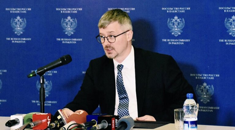 Russian envoy accuses West of prolonging Ukraine war, warns against anti-Russia initiatives Russian Ambassador Albert P. Khorev speaks on Ukraine peace talks, Western sanctions and Moscow’s position during a briefing in Pakistan
