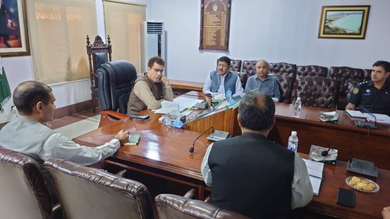 Drug Abuse in Mardan: Commissioner Orders Strict Crackdown Commissioner Mardan reviewing anti-drug plan