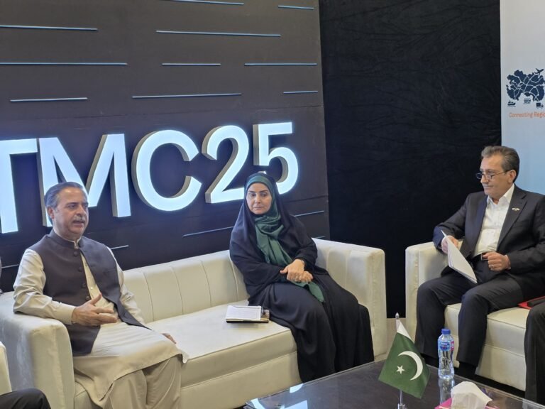 Pakistan, Iran discuss strengthening blue economy through transport, maritime links Pakistan, Iran discuss strengthening blue economy through transport, maritime links