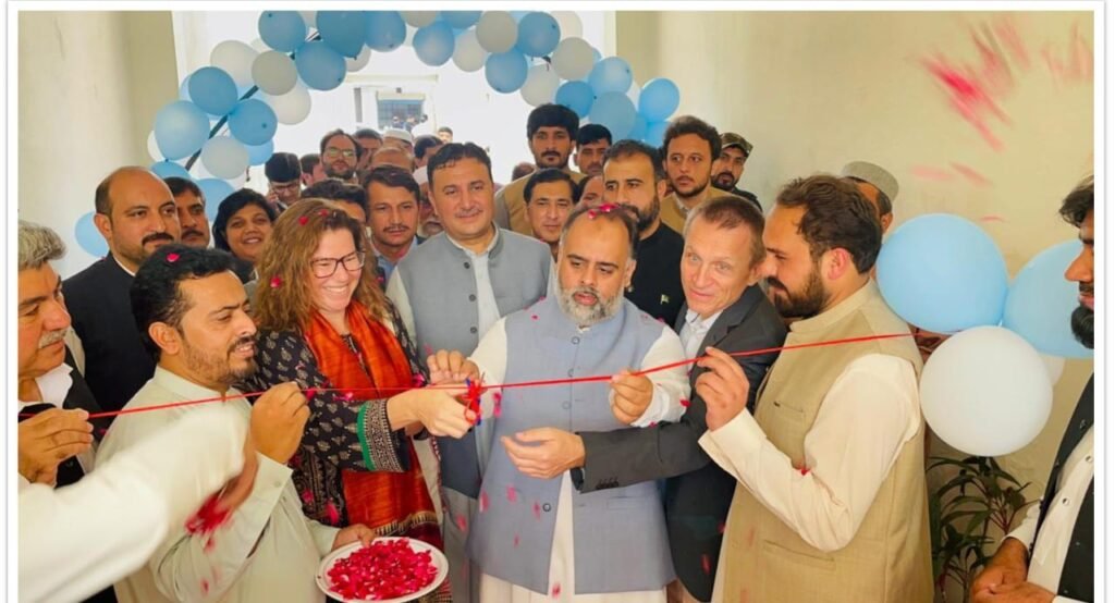 KP Child Protection Unit inaugurated in Swabi Syed Qasim Ali Shah inaugurates KP Child Protection Unit in Swabi with UNICEF officials.