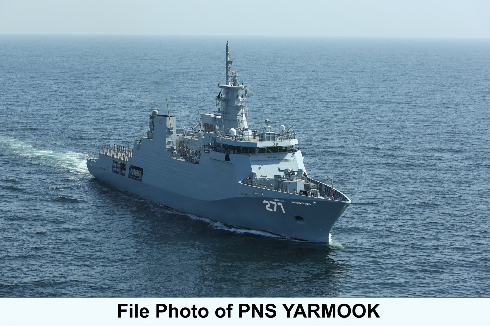 PNS Yarmook Seizes Narcotics Worth $972 Million During Major Operation in Arabian Sea