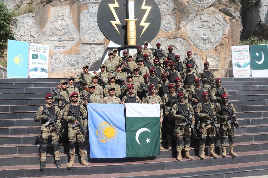 Pakistan, Kazakhstan Hold Joint Military Exercise Dostarym-V Pakistani and Kazakh troops during counterterrorism training at Exercise Dostarym-V in Cherat, 2025.