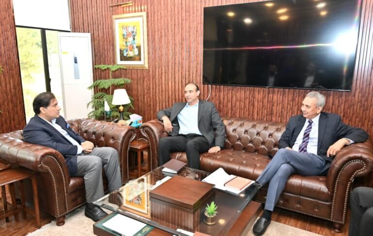 Chairman CDA Muhammad Ali Randhawa meets Saudi GO ARAMCO delegation to discuss investment opportunities in Islamabad