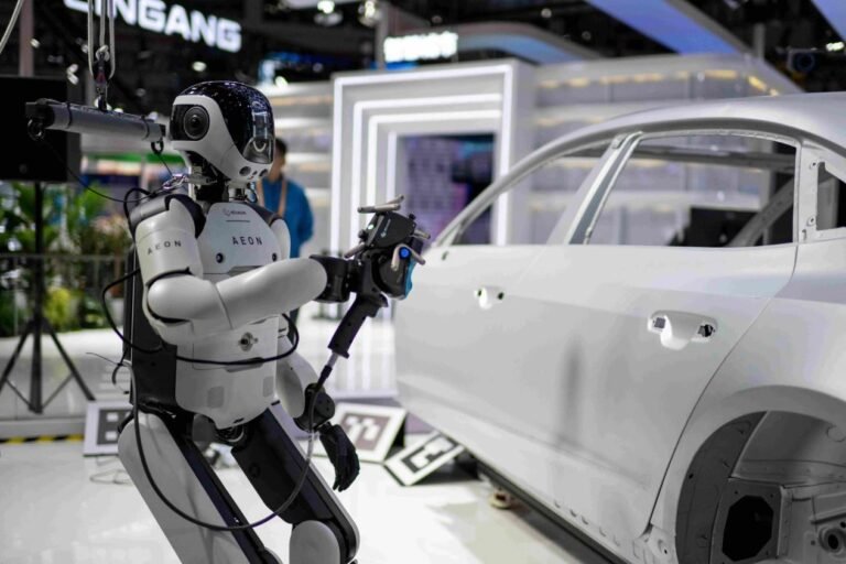 Spotlight on the "firsts" of 8th CIIE