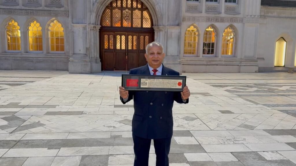 British Pakistani businessman Tariq Sheikh honoured in City of London Tariq Sheikh receiving Freedom of the City of London honour for halal meat industry contributions