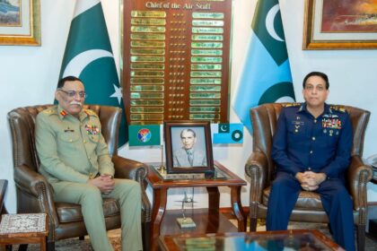 CJCSC meeting Air Chief during visit to Air Headquarters Islamabad