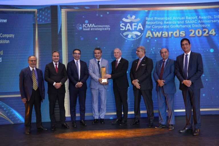FFC team receiving SAFA Overall Winner Award for excellence in corporate reporting