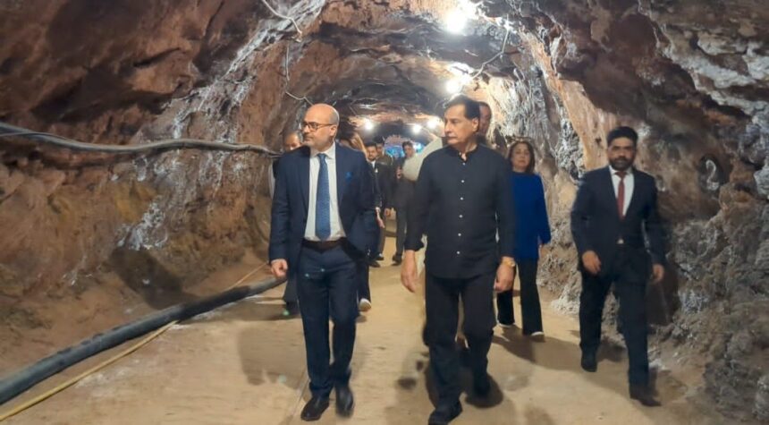 Speaker Ayaz Sadiq and Chinese Delegation Visit Khewra Salt Mine to Explore Pakistan’s Natural Wonders