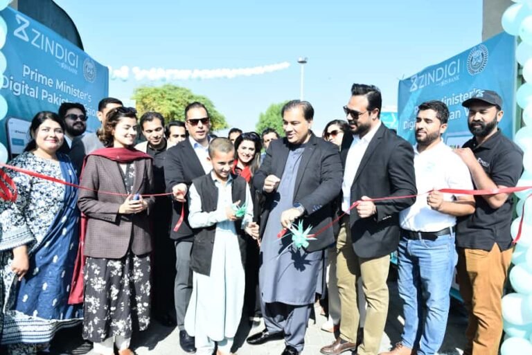 Pakistan’s first Cashless Bazaar opens at Islamabad’s H-9 Sunday Market Cashless bazaar launch at Islamabad H-9 Sunday Market with Raast QR digital payments