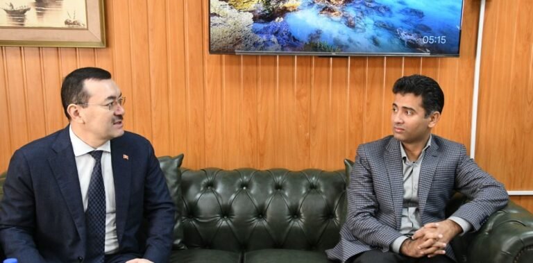 Pakistan, Kyrgyz envoys stressed strengthening inter-parliamentary ties Pakistani and Kyrgyz officials meeting to discuss inter-parliamentary ties at Parliament House.
