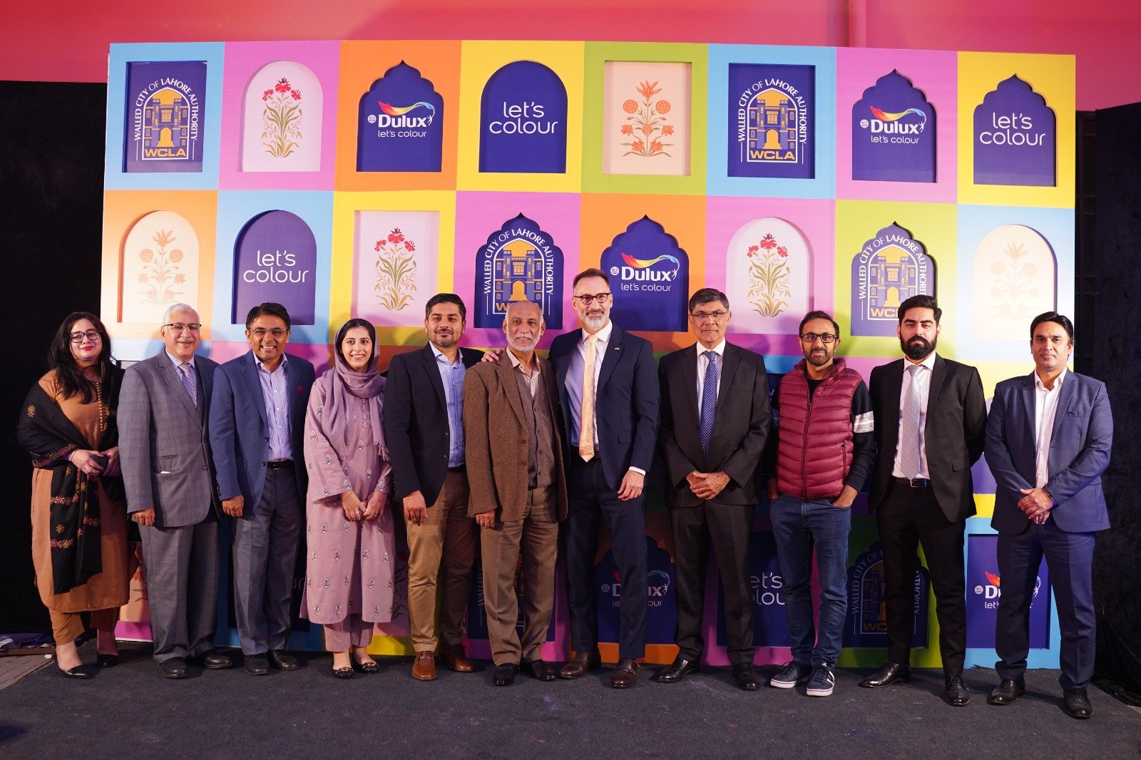 WCLA and Dulux Paints Celebrated Completion of Fort Road Food Street Revamp