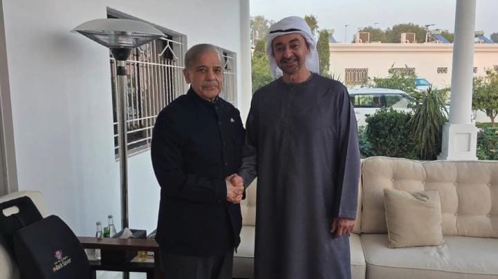 Shehbaz Sharif leads high-level talks with UAE President Sheikh Mohamed bin Zayed on bilateral cooperation
