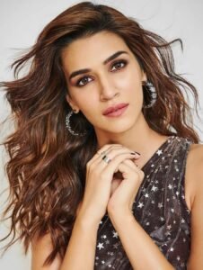 Bollywood’s tallest and shortest actresses and singers: careers, heights, and net worths