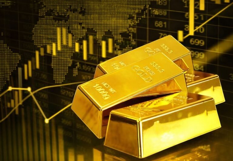Gold prices surge by Rs13,300 per tola to Rs563,862 in Pakistan’s local bullion market.
