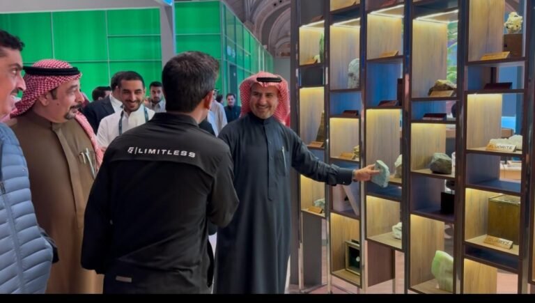 Saudi industry minister visits Pakistan Pavilion ahead of Future Minerals Forum 2026 Saudi industry minister Bandar Al-Khorayef visits the Pakistan Pavilion at the Future Minerals Forum in Riyadh.