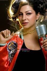 Bollywood’s tallest and shortest actresses and singers: careers, heights, and net worths