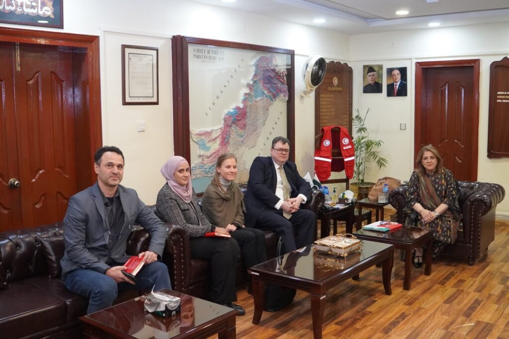 Norwegian ambassador commends PRCS humanitarian efforts in Pakistan