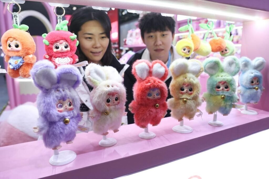 China's bag charm economy: small accessories, big cultural impact China's bag charm economy: small accessories, big cultural impact