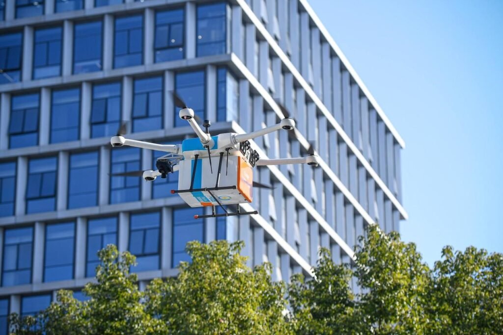 China builds world's largest express delivery network, fueling dynamic economy China builds world's largest express delivery network, fueling dynamic economy