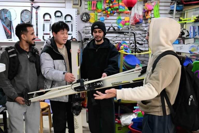 Chinese winter sports equipment industry gains global traction Chinese winter sports equipment industry gains global traction