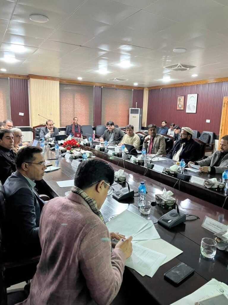 AWKUM Finance and Planning Committee reviews budget, approves new diploma programme AWKUM Finance and Planning Committee reviews budget, approves new diploma programme