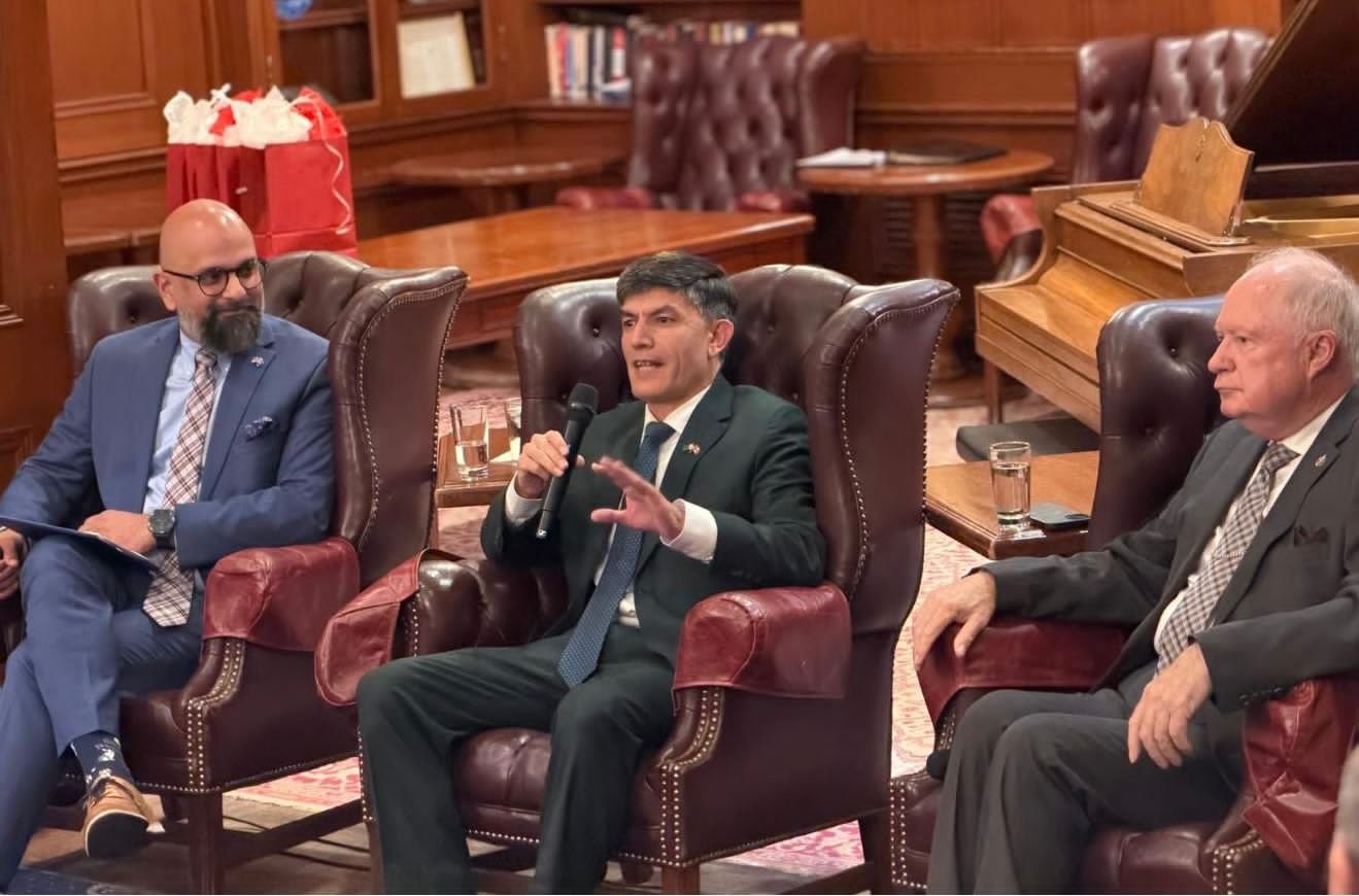 Pakistan envoy highlights trade potential at Toronto forum