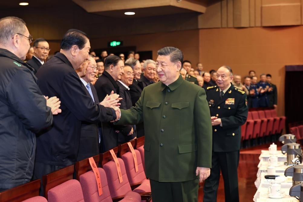 Xi Jinping extends Spring Festival greetings to military veterans in Beijing