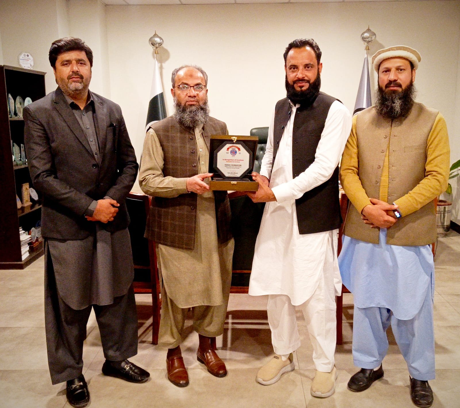 INU vice chancellor receives Hamza Foundation appreciation award