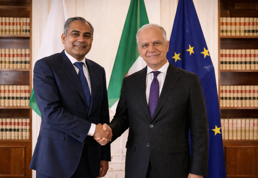 Italy to issue 10,500 work visas for Pakistani skilled workers Mohsin Naqvi meets Italian Interior Minister Matteo Piantedosi in Rome to discuss work visas and migration cooperation.