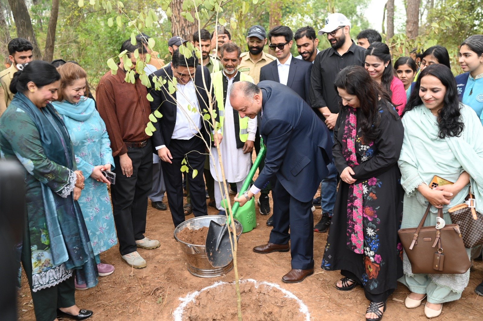 Zong leads afforestation drive in Islamabad to support climate action