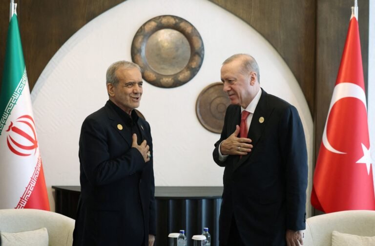 Iranian president praises Erdogan’s stance amid ongoing regional tensions