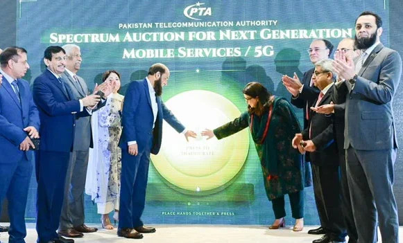 Pakistan launches 5G spectrum auction as government pushes digital transformation