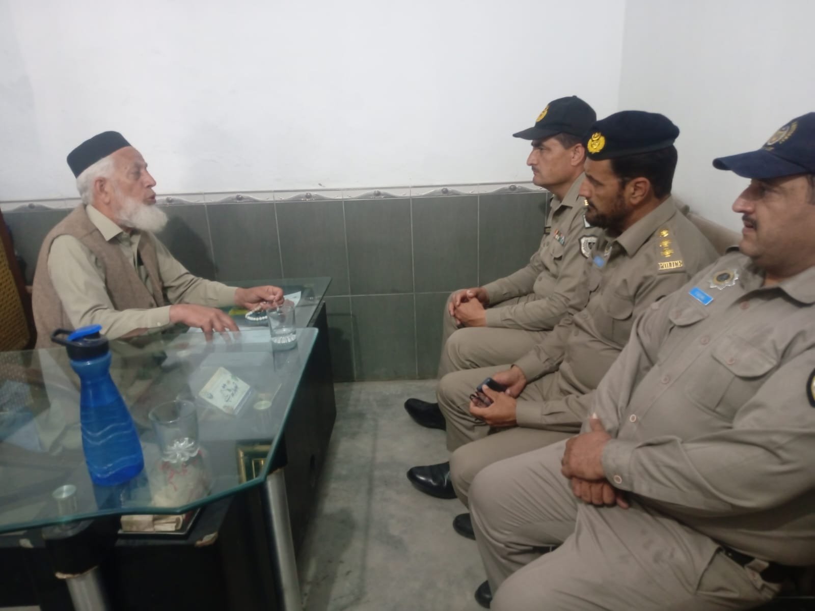 Meeting held to resolve traffic issues caused by Sunday Bazar on GT Road